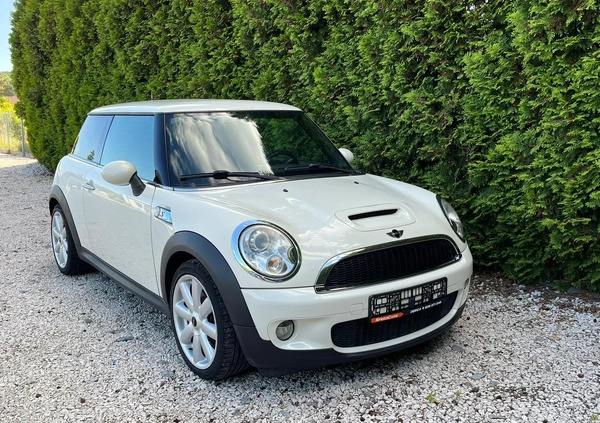 MINI Cooper S cena 21900 przebieg: 189000, rok produkcji 2008 z Gdynia małe 79